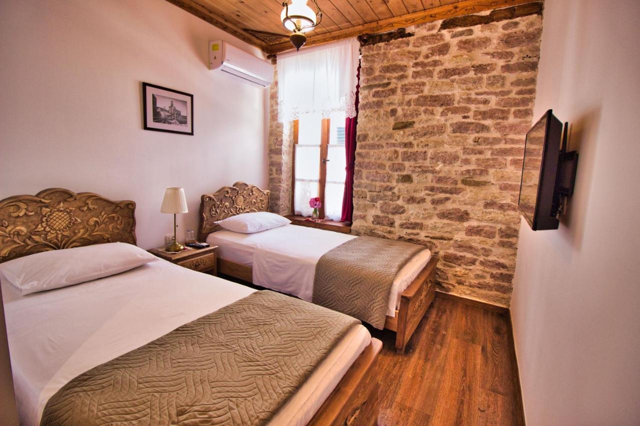 4 Rooms Since 1950 Gjirokastër Exterior foto